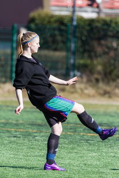 Bild 26 - B-Juniorinnen SV Henstedt-Ulzburg - MTSV Olympia Neumnster : Ergebnis: 0:4